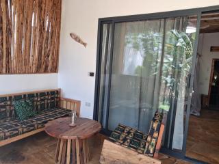 Zanzi-Barbar-Home - 1
