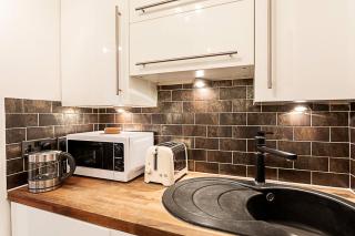 Marble Arch Flat - 2