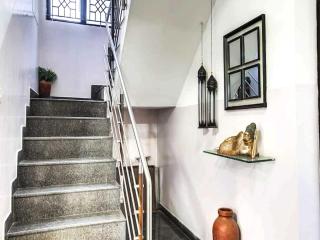 Hotel O Kaligambal illam - 4