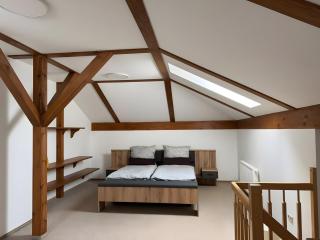 Großes Ferienhaus Im Grünen - - 3