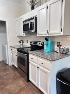 Luxury Condo in the Heart of BR - 6