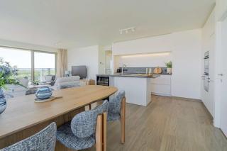 Sky Tower II - Modern Stay with Panoramic Views - 2