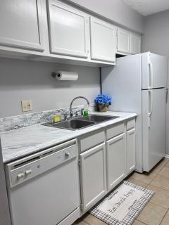 Modern Condo in the Center of BR - 8