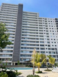 Modern apartment with direct ocean view - 3