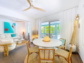 Elegant Townhouse with Private Pool Orient Bay - 7