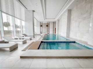 1 Bedroom Luxury Condo Catamaran City View - 0