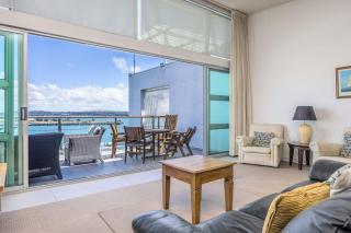 QV Stays Waterfront Elegance on Princes Wharf - 6