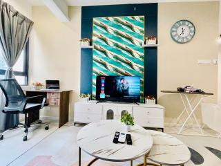 Tropical Home1BedRoomHorizonSuitesSunsuriaCitySepang KLIAWi-lFiNetflixFree Parking - 8