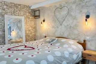 L'Escapade Enchantée - Spa, Cheminée et Cinéma - 1