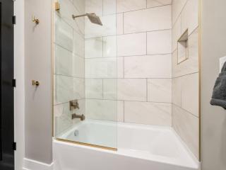 Just Listed D Town Vies, OSU Short North - 3