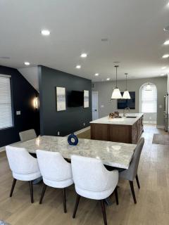 Brand NEW Build, D-Town Views, must See - 5