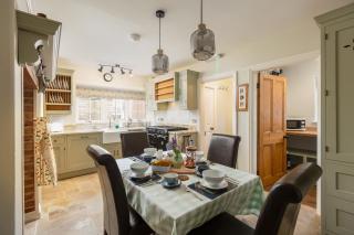 Hall Cottage at Noelles Cottages - 8