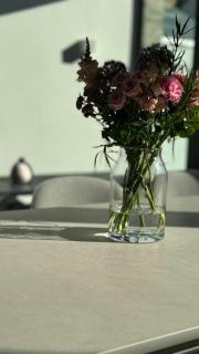 Modern Flat in Clapham North, London - 9