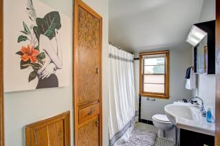 Across from St Luke's with AC Free Washer & Dryer - 8