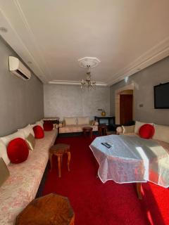 Modern 2-Bedroom Apartment in Gueliz - 7