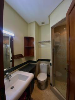 Modern 2-Bedroom Apartment in Gueliz - 5