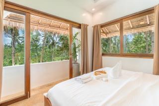 La Luna Villa Siargao - CoLiving w Private Rooms, Pool & Rooftop - 5