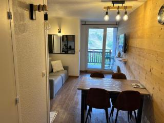 Appartement rénové, 4 personnes, pied des pistes - 3