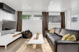 Great 2 bedroom apartment near Arctic Cathedral - 8