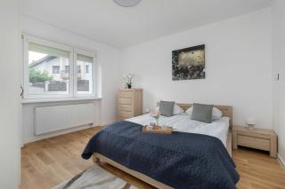 A Unique House with a Terrace and Garden in Cracow for 8 People by Noclegi Renters - 9