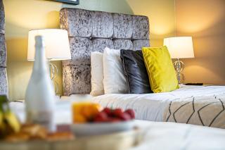 Central Leamington Spa House with Free Parking, Fast Wifi, Smart TV with Free Netflix and Garden by Yoko Property - 4
