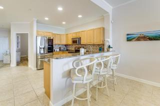 8th Floor Penthouse, Walk to Clearwater Beach - 2