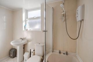 4 bed home in Liverpool - Liverpool - 9