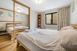 Kensington Haven 3-Bed, 3-Bth Flat - 5