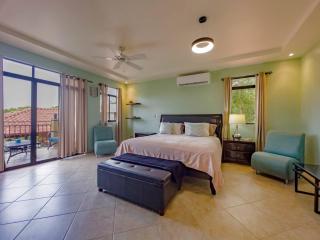 One Particular Harbor 2br Townhouse 4 Guests - 5