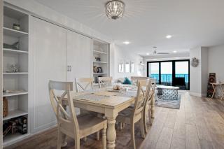 Stunning direct oceanfront condo with a balcony, hot tub, and heated pool - 7