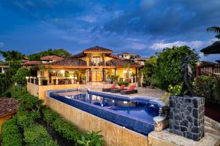 Casa Amarilla - 0