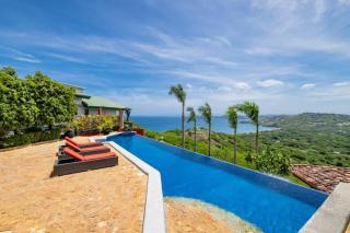 Casa Amarilla 4br Bay-view Villa - 8 Guests - 1