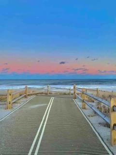 Lavallette Ortley Beach Block Seaside Heights Pet Cottage Condo - 2