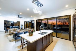 Casa Blanca - 2