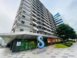 S Residences Condo PoolView Balcony in SM MOA near NAIA - 6