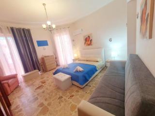 Anthony House - 8