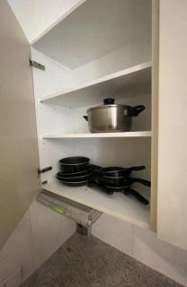 Classical Apartment with Shared Balcony & Free Parking - 5