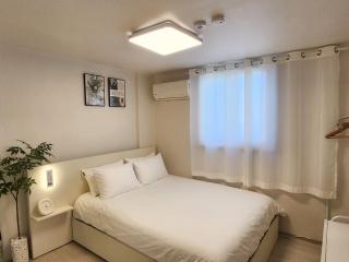 Stay Yeon in Sinchon - 신촌역 도보 9분, 공항 버스 도보 4분 - 0