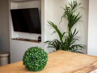 Eroii Revoluției 84 - 1