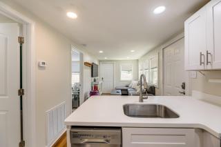 Fenced Yard, Walkable Location Cozy Beaufort Home - 1