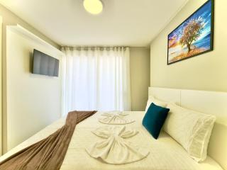 Localização Central! A 500 metros da Vila Germânica, Ar-Condicionado, Wi-Fi, Cozinha completa, Garagem Privativa Reserve agora - 8