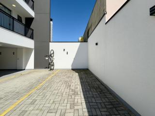 Localização Central! A 500 metros da Vila Germânica, Ar-Condicionado, Wi-Fi, Cozinha completa, Garagem Privativa Reserve agora - 4