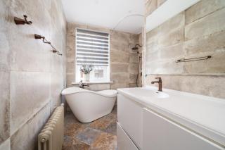 Feels Like Home 3BR Old Riga 5 min Sleeps 8 - 0