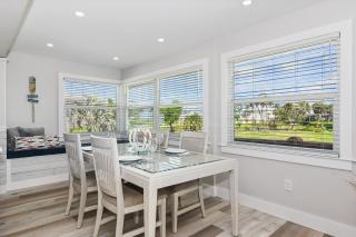 1 Mi to Fort Myers Beach Access! Chic Coastal Home - 4