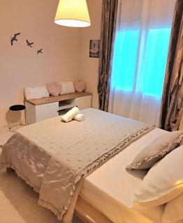 Trikala Cozy Oasis - Guest House with Garden - 5