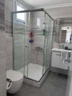 Central, Spacious Pent House -Sea view - 3