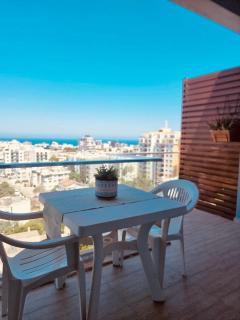 Central, Spacious Pent House -Sea view - 2