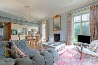 1 Abbey House - 6