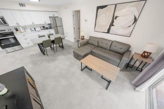 Progresso Apartments & Homes by Lowkl - 5