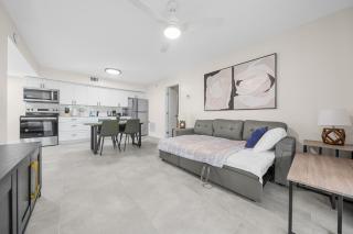 Progresso Apartments & Homes by Lowkl - 3